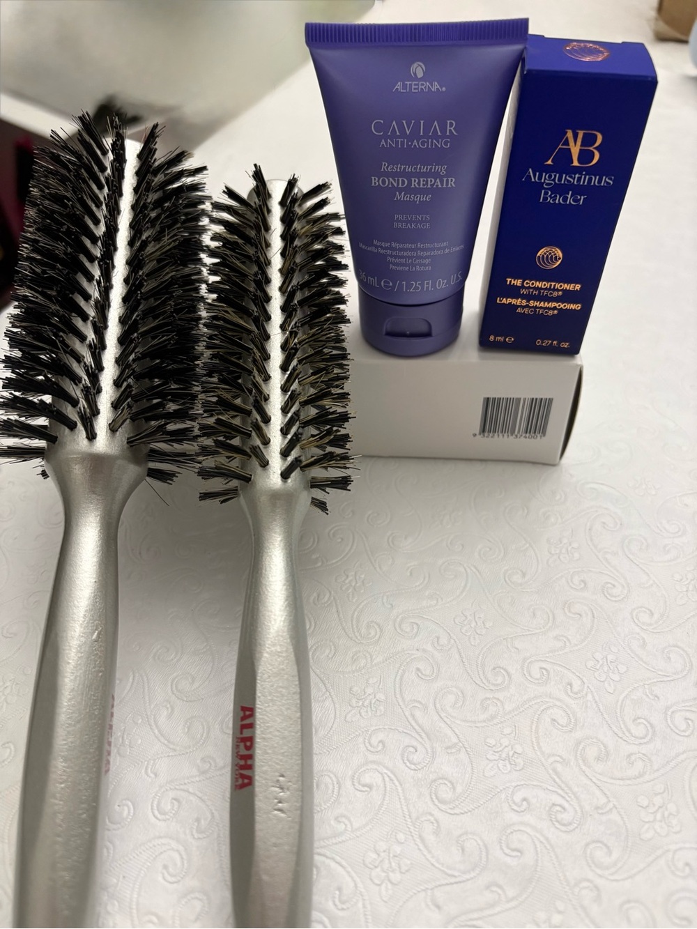 2-Silver Round Vent Brush for Women - with Bader Shampoo and Caviar Masque